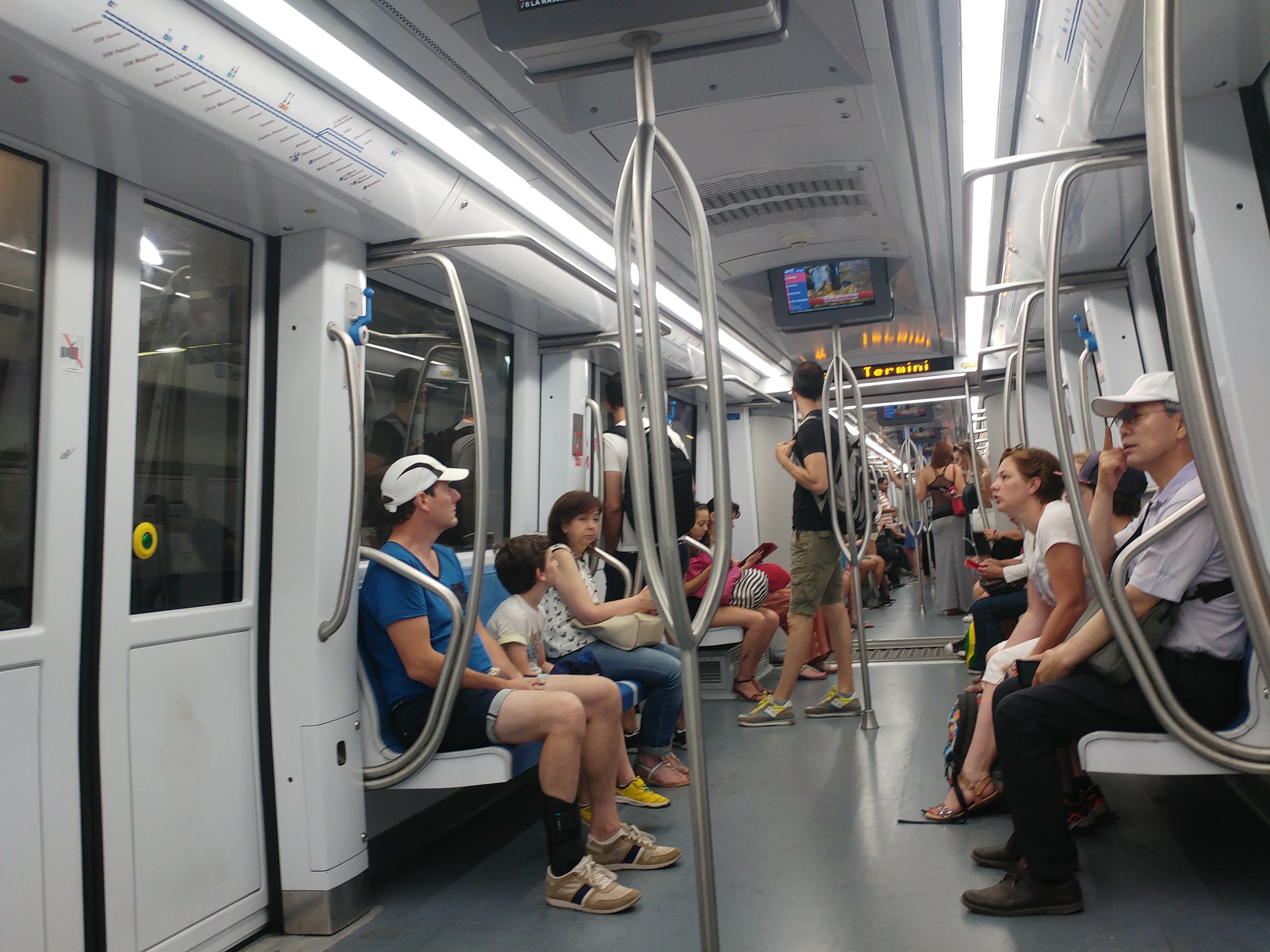 Touring Tokyo on the Yamanote line