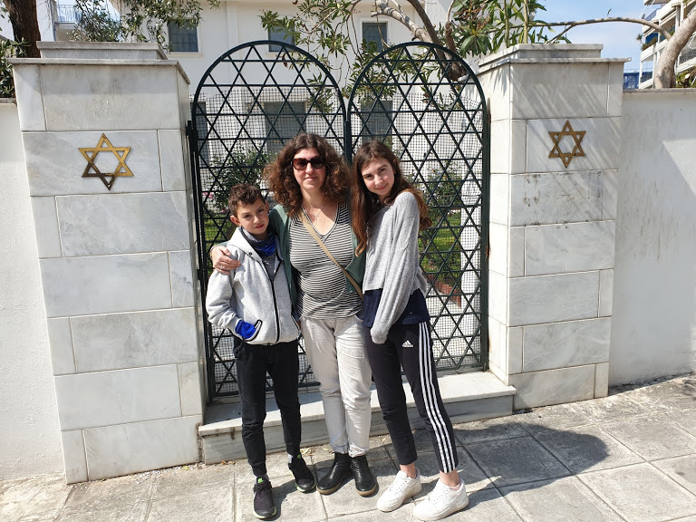  סיפור הצלתה של קהילת יהודי וולוס שביוון בתקופת השואה